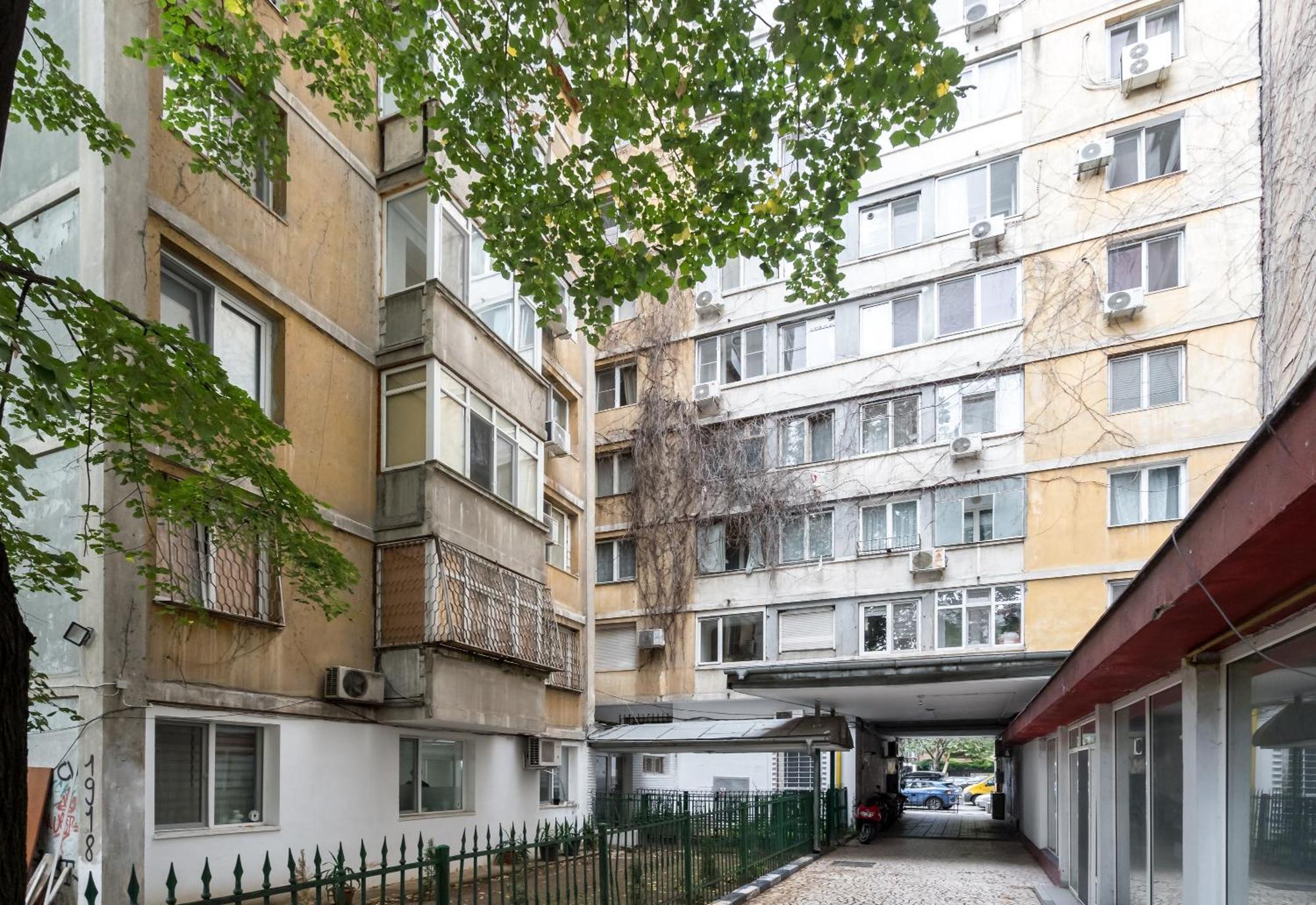 Ultracentral Cozy Apartment Bucharest Exterior photo